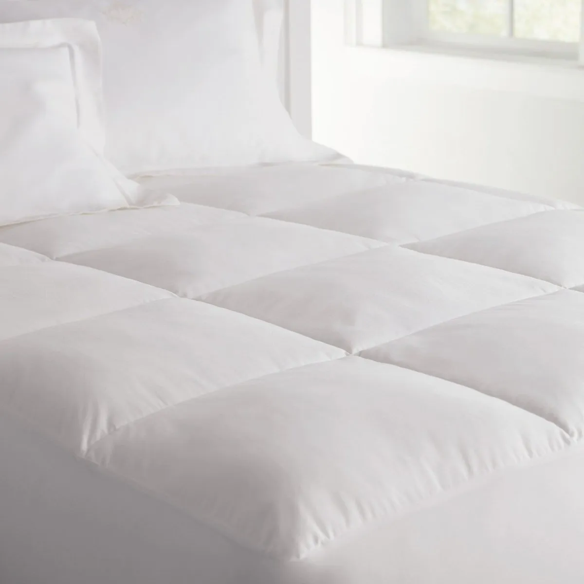 Down Alternative Mattress Pad by Peacock Alley